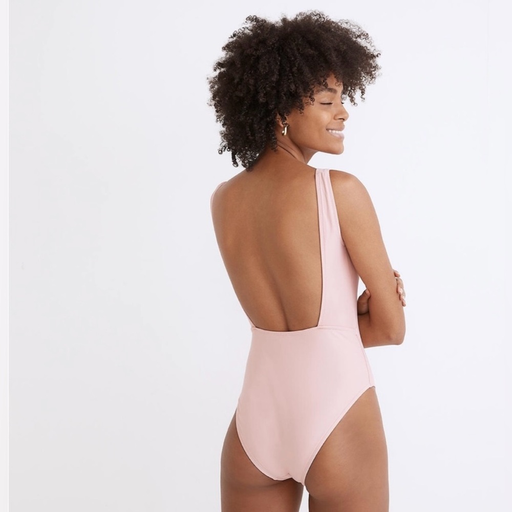 Madewell Swimsuit. NWT size medium, pink.